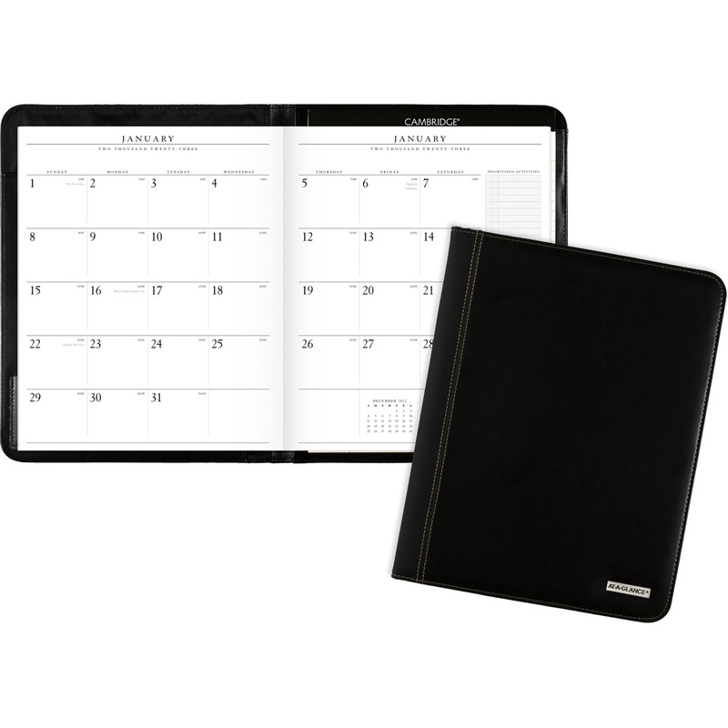 At-A-Glance Executive Monthly Padfolio – AAG7029005