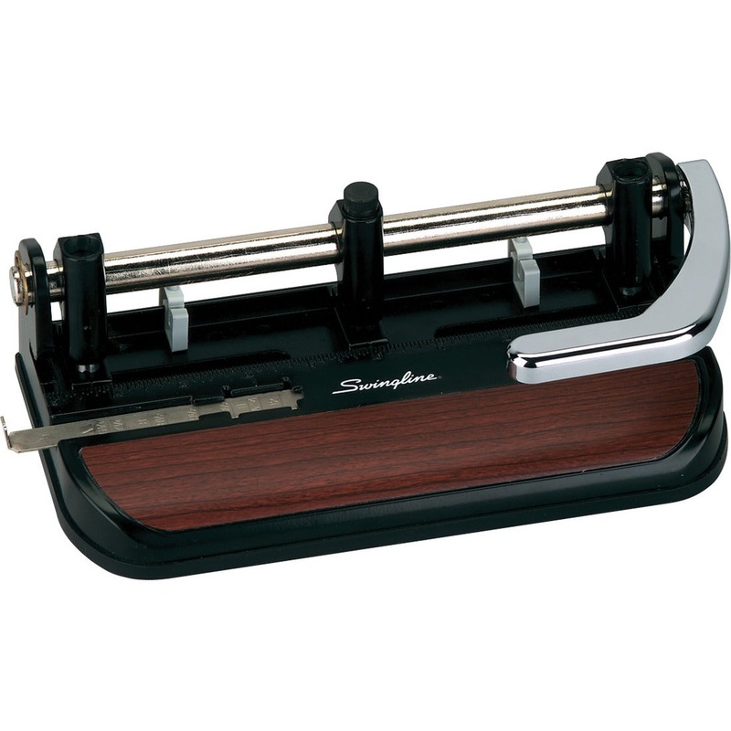 Swingline Accented Heavy-Duty Punch – SWI74400