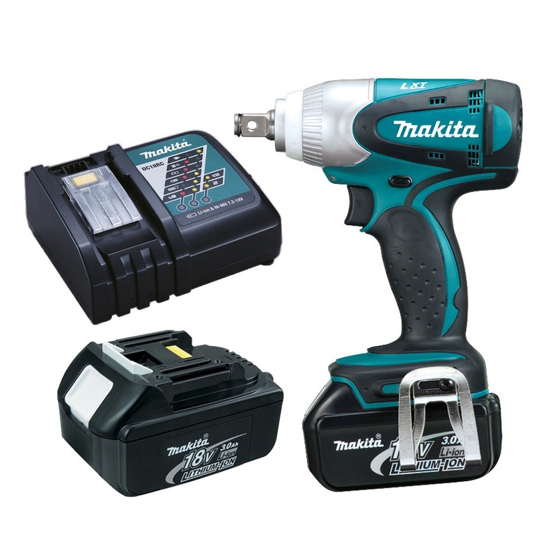 Makita 18V Impact Wrench 3.0Ah Set DTW251RFE