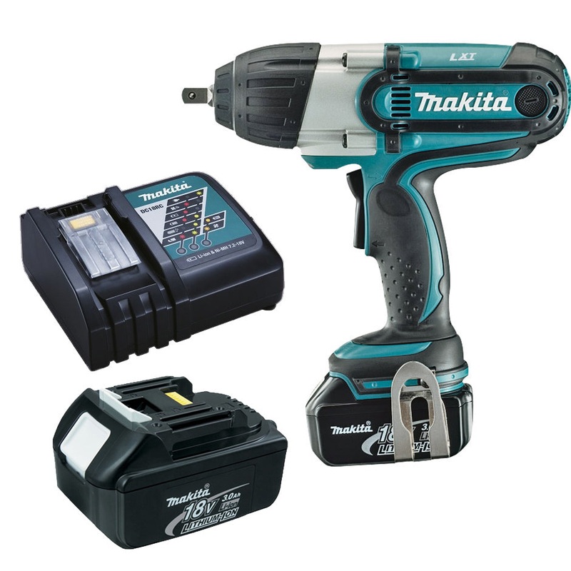 Makita 18V Impact Wrench 3.0Ah Set DTW450RFE