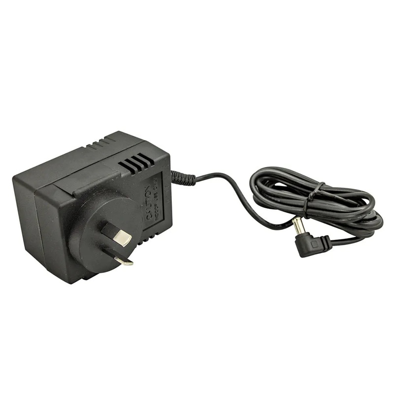 MAKITA 240V AC ADAPTOR SUITS DMR102/BMR102 SE00000092